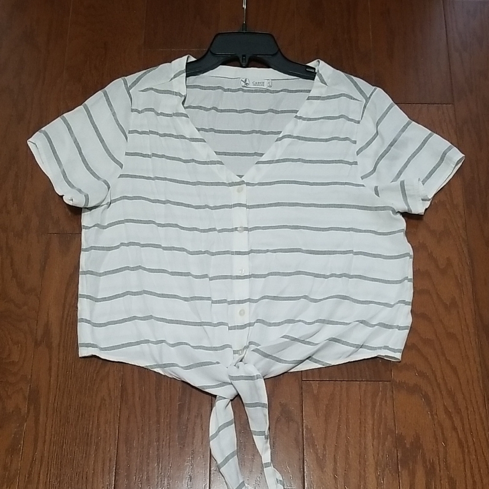 Carve Designs White Short Sleeve Tie-Front Button Top with Gray Stripes